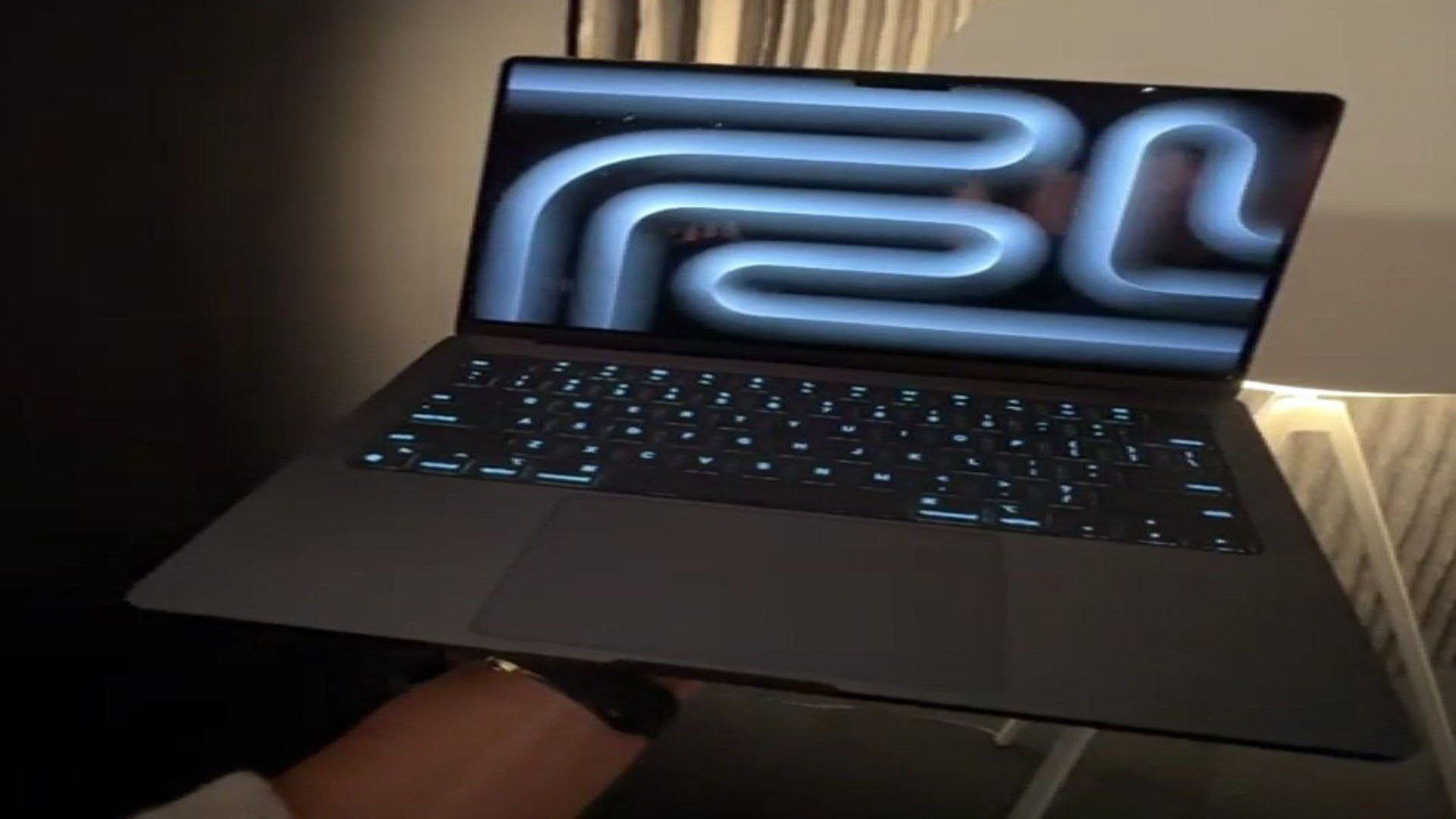 معرفی مک‌بوک پرو 16 و 14 اینچی اپل